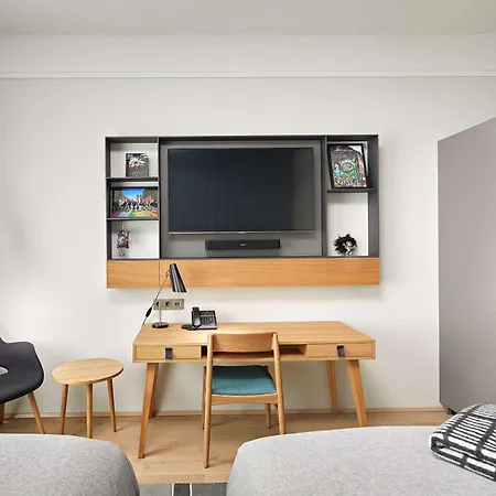 Hotell Canopy By Hilton Centre 4*